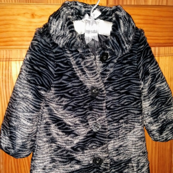 ZEBRA FUR COAT CALVIN KLEIN 24MONTH - Picture 1 of 4
